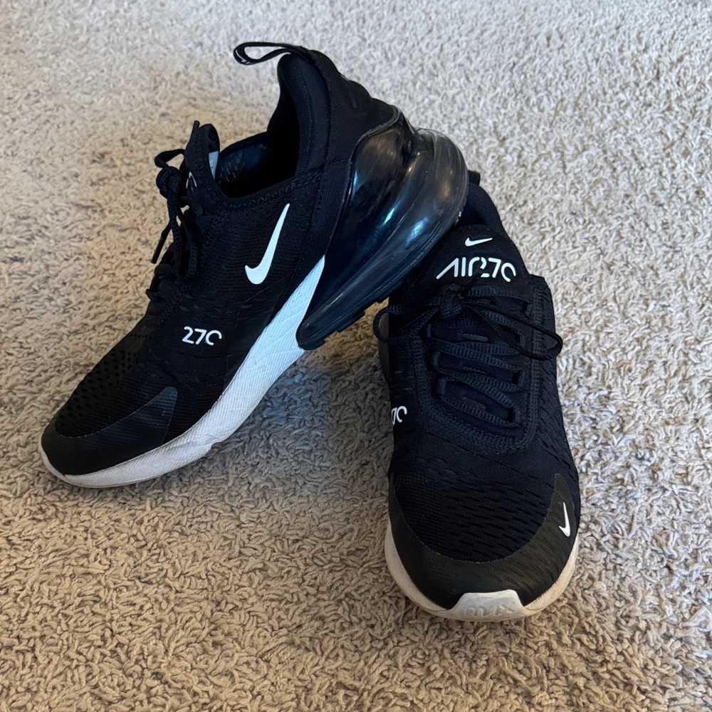 Nike Air 270 Black and White Sneakers